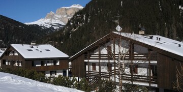 Skijanje u Italiji, Alba di Canazei, Apartmani Casa Canazei, pogled izvana