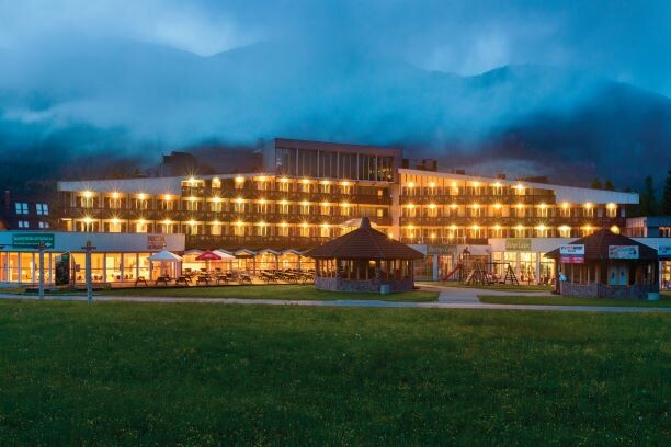 Slovenija, Wellness Ramada Resort, Skijanje Kranjska Gora, hotel u magli