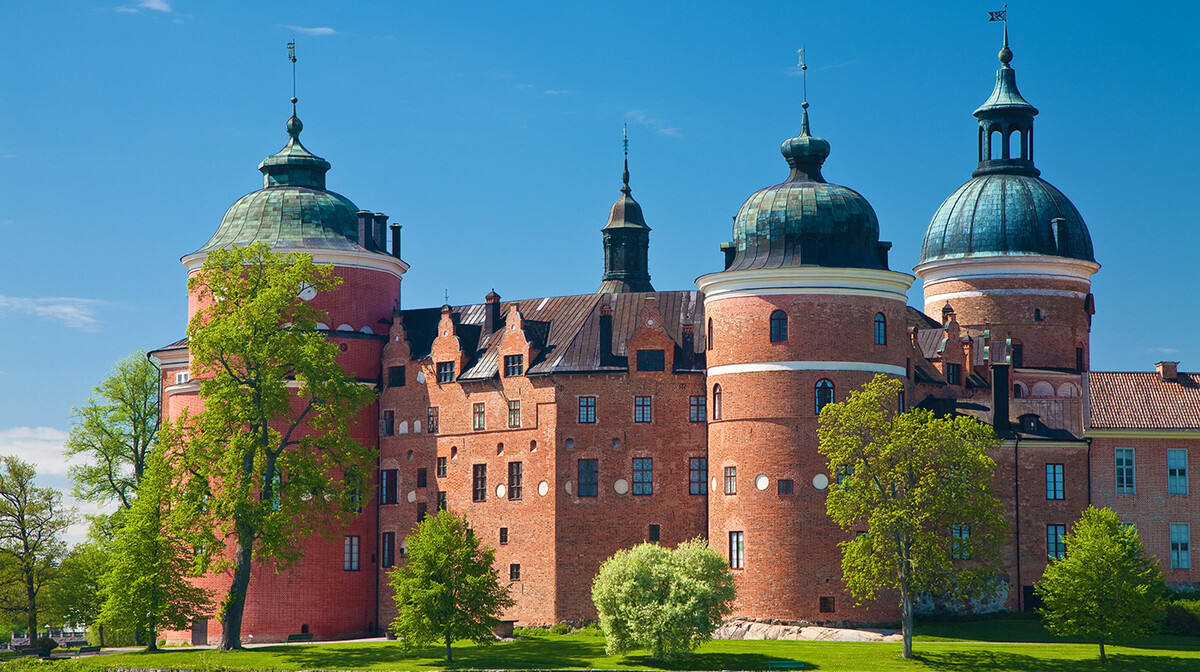 Dvorac Gripsholm nekadaleko Stockholma, putovanje u Stockholm avionom, garantirani polazak