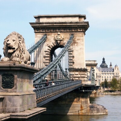 Lančani most, putovanje u Budimpeštu autobusom