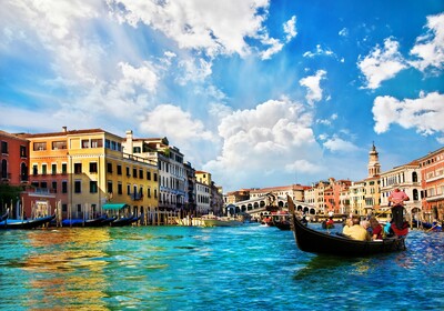 kanal s gondolama i mostom Rialto, autobusna putovanja, Mondo travel, europska putovanja