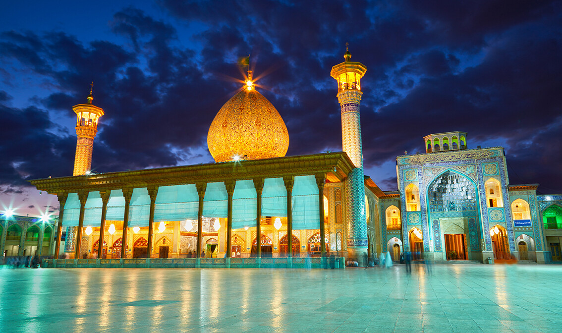 Iran, Shiraz, džamija i mauzolej Shah Cherag, putovanje u Iran, vođena tura, putovanje s pratiteljem