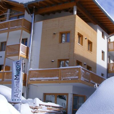 Skijanje u Italiji, skijalište Monte Bondone, Hotel Alpine Mugon, pogled izvana